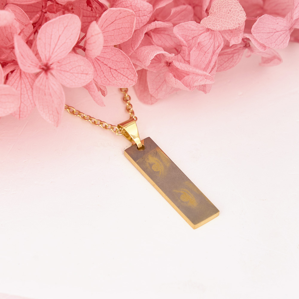 Personalized Human Eye Engraved Portrait Picture Necklace