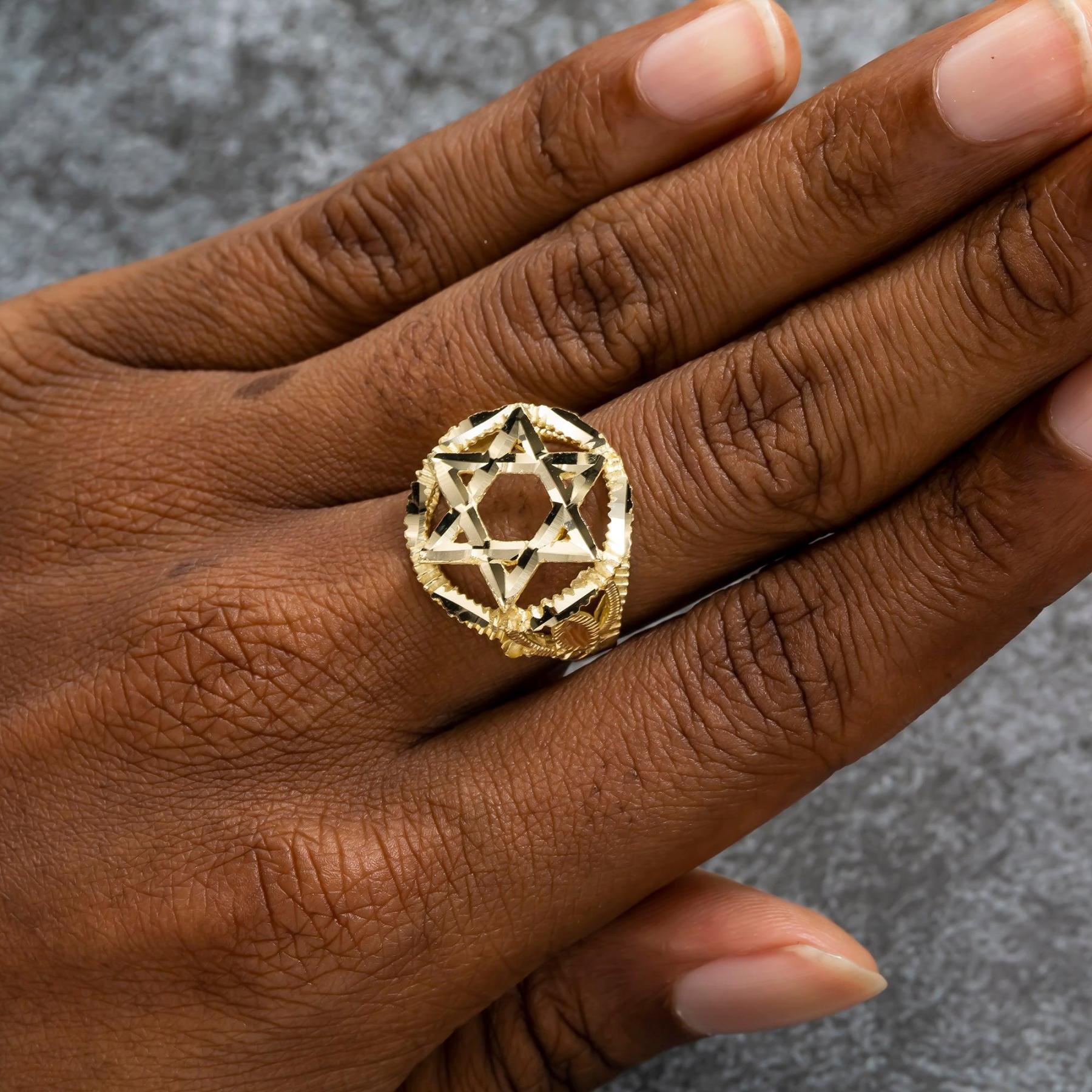 GOLD STAR OF DAVID RING