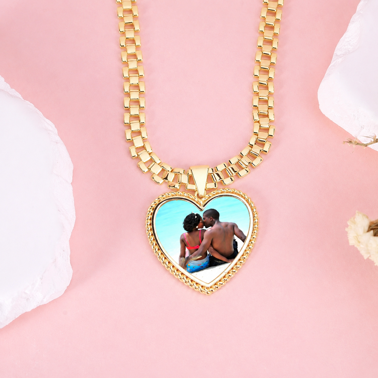 Love Heart Photo Pendant Necklace Gold Plated Custom Photo Necklace with RX Style Chain