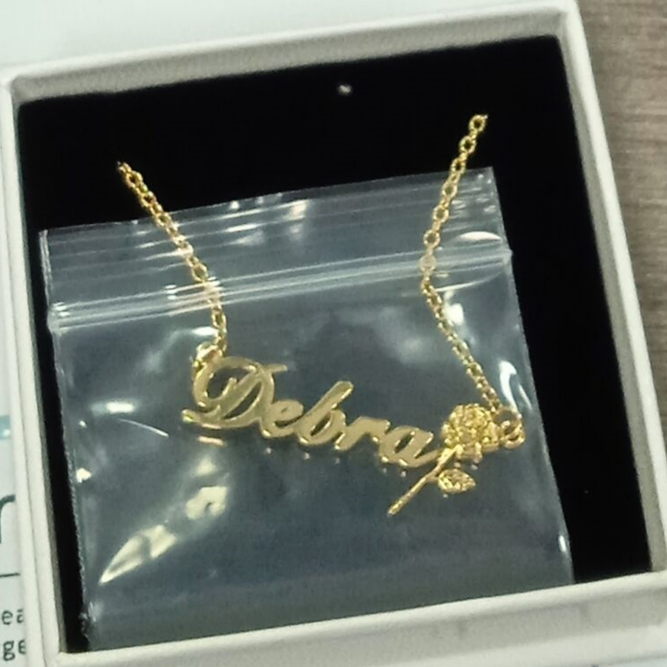 Elegant Rose Name Necklace Gold Plated Personalized Flower Nameplate Pendant Necklace