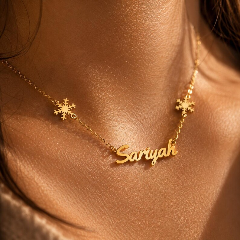Gold Plated Snow Nameplate Necklace Personalized Name necklace