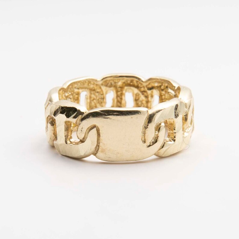 Textured Diamond-Cut Mariner Chain Ring