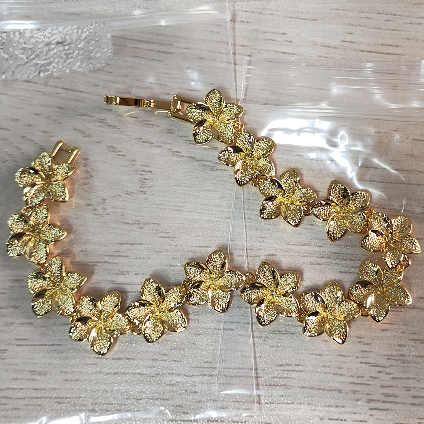 Gold Plated Medium-sized Hibiscus Flower Bracelet