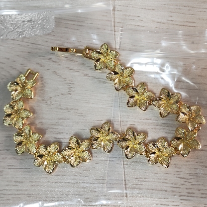 Gold Plated Medium-sized Hibiscus Flower Bracelet