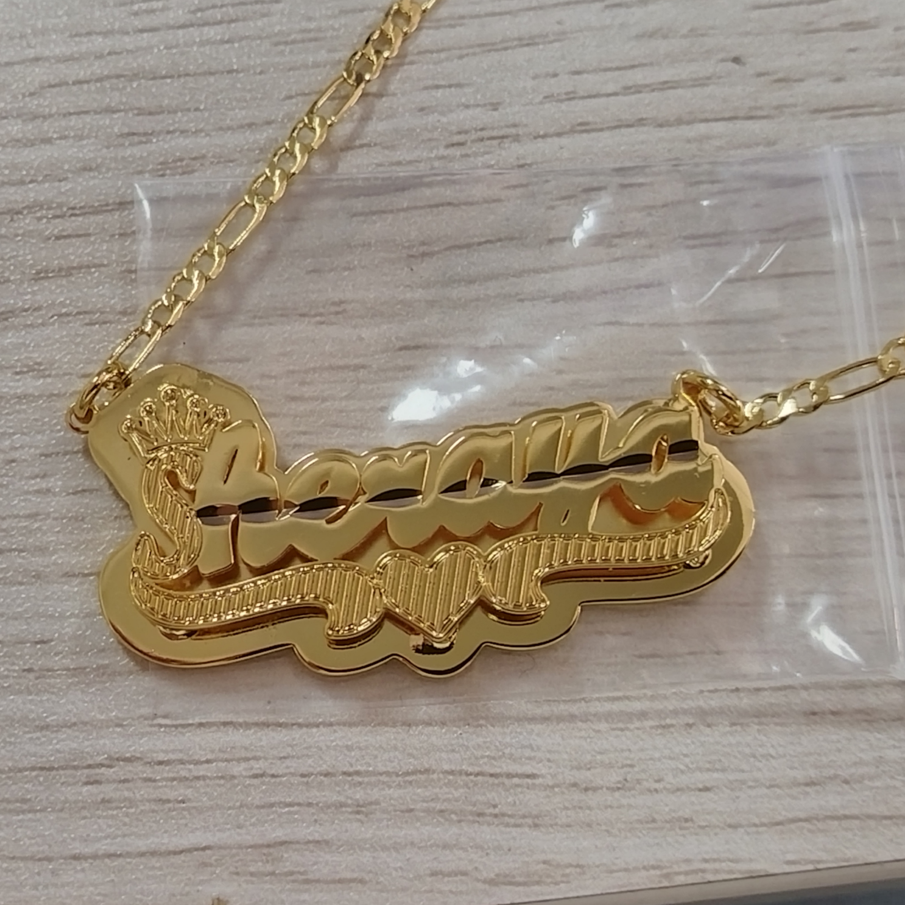 Double Layer Crown Heart Nameplate Pendant Custom Gold Plated Diamond Cut Name Necklace
