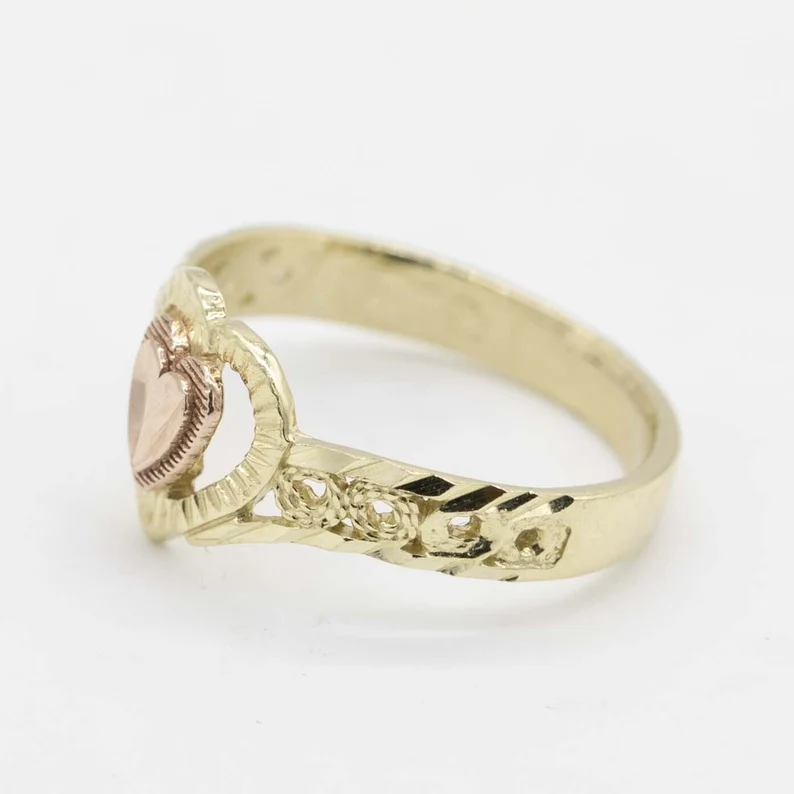 Textured Framed Love Heart Ring