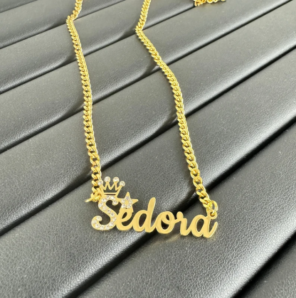 Bling Zircon Personalized Name Necklace with Crown