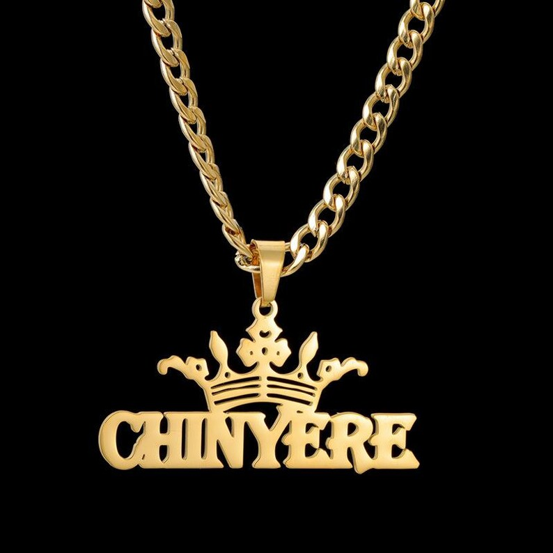 Custom Crown Nameplate Pendant Name Necklace