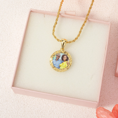 Nugget Style Circle With Picture Inside Pendant Personalized Custom Photo Necklace