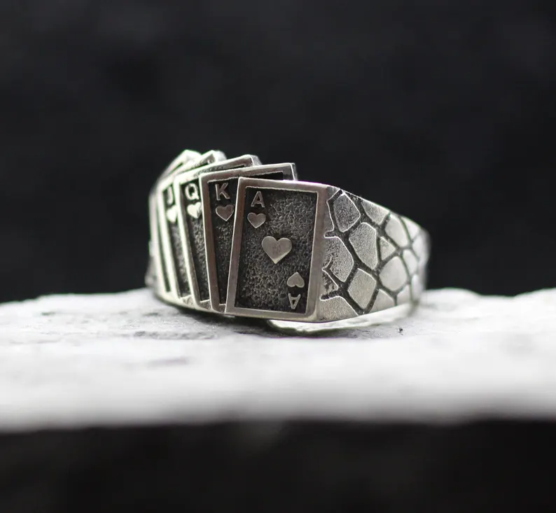 Porker Playing Cards Ring
