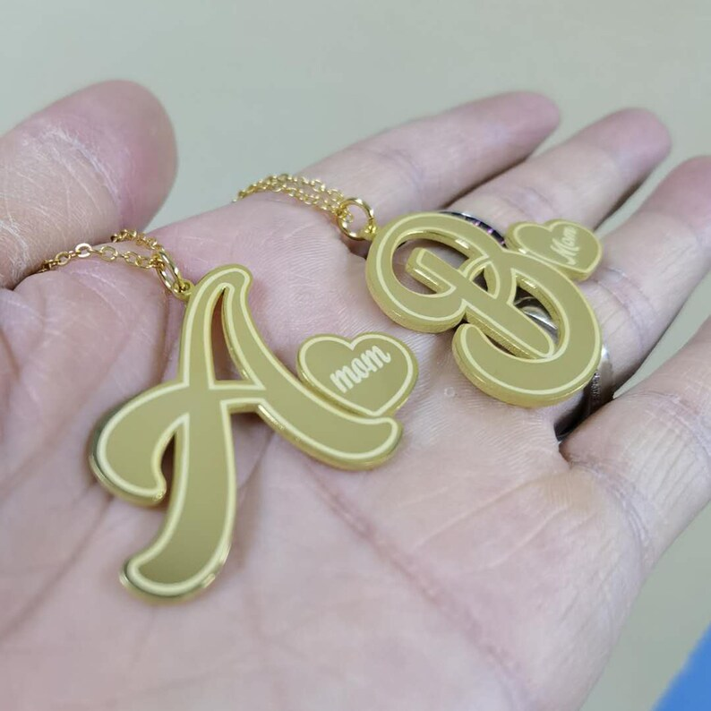 Personalized Initial Necklace Gold Plated Engraved Love Heart Pendant Necklace 
