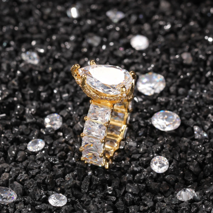 White Drop Zircon Ring Square Single Row Zircon Gold Plated Ring