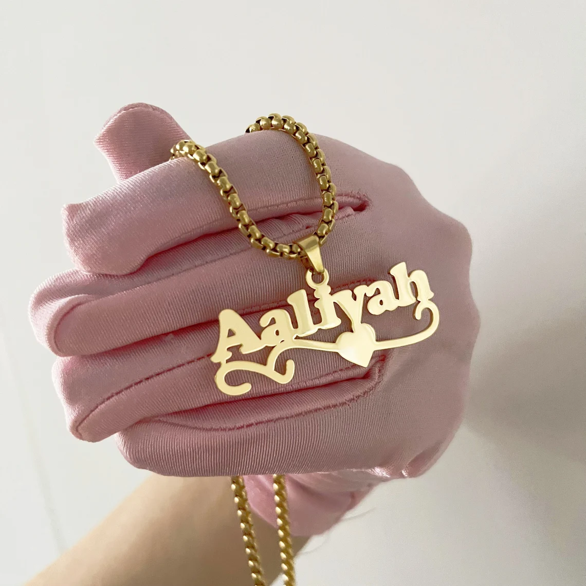 Heart Nameplate Pendant Thick Box Chain Personalized Name Necklace