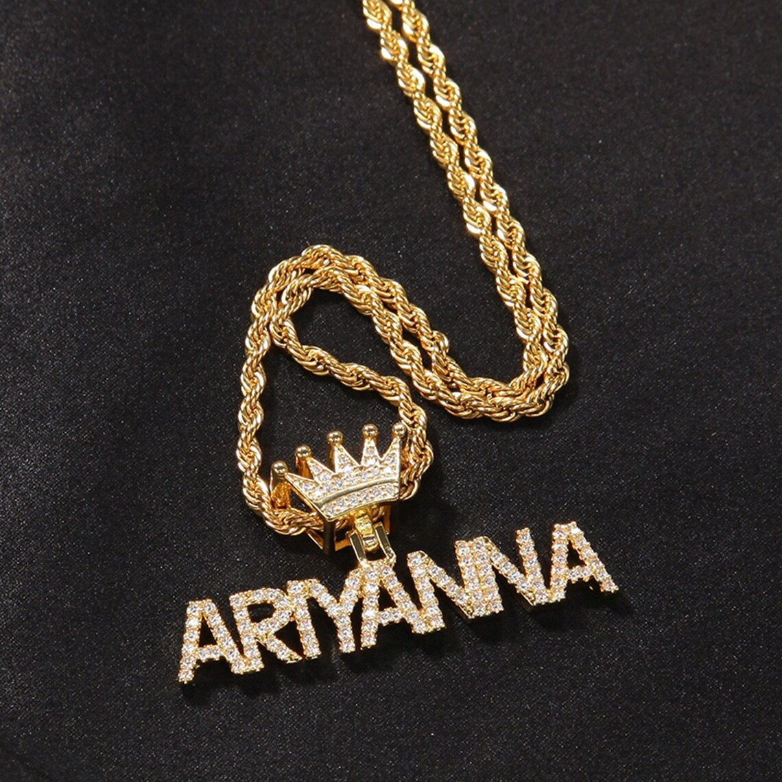 Iced Out Crown With Rope Chain Nameplate Peronalized Custom Name Necklace