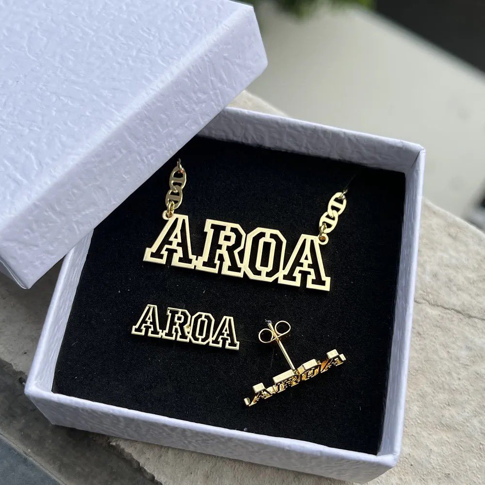 Mariner Chain Custom Hollow Nameplate Pendant Necklace & Stud Earrings