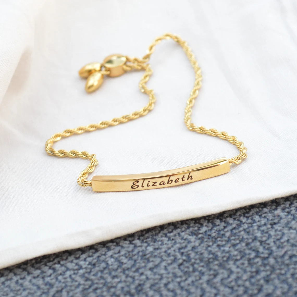 Twist Chain Personalized Engraved Bar Bracelet Birthsday Gift