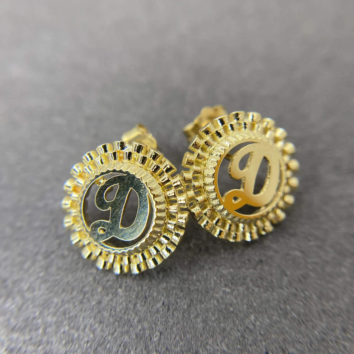 Personalized Oyster Style Round Initial Letter Stud Earrings 