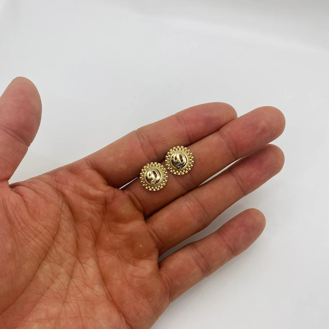 Personalized Oyster Style Round Initial Letter Stud Earrings