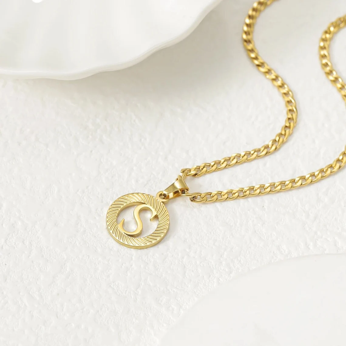 Simple Initial Circle Laser Cut Single Letter Necklace Custom Name Necklace