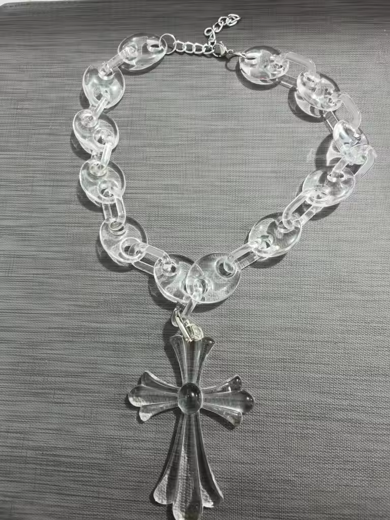 Acrylic Cross Necklace Chunky Pig Nose Link Necklace – silviax