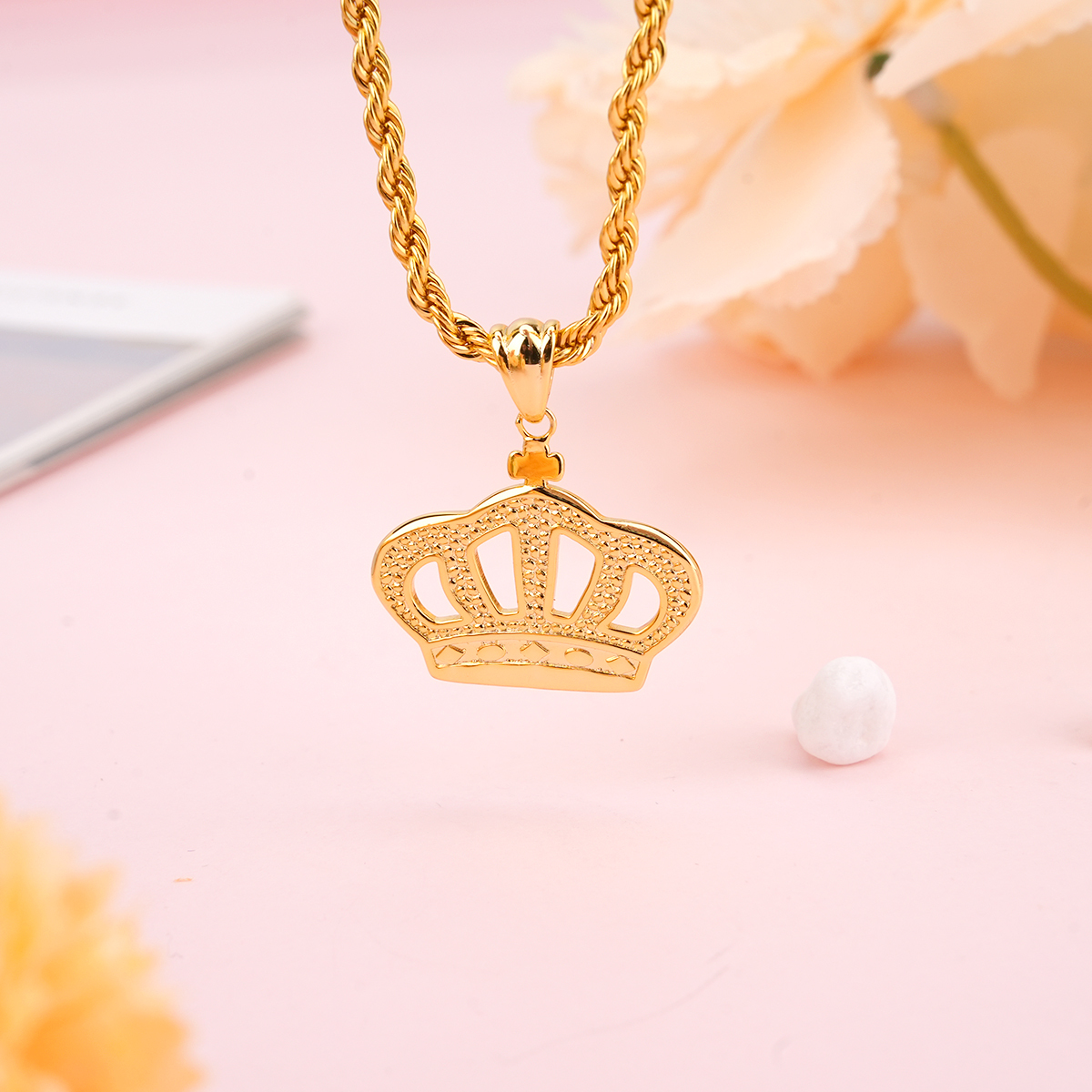 Gold Plated Nugget Diamond Cut King Pendant Charm Necklace
