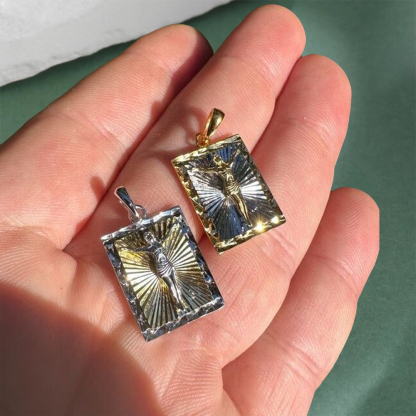 Jesus Crucifix Medallion Pendant Necklace