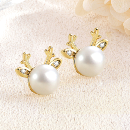 Antlers Freshwater Pearl Stud Earrings