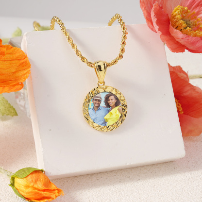 Nugget Style Circle With Picture Inside Pendant Personalized Custom Photo Necklace