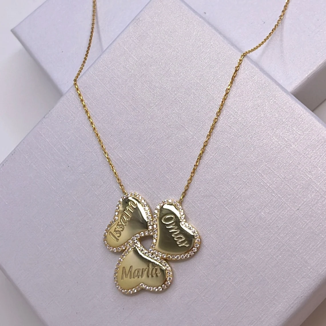 Personalized Zircon Three Hearts with Names Pendant Necklace Family Gifts
