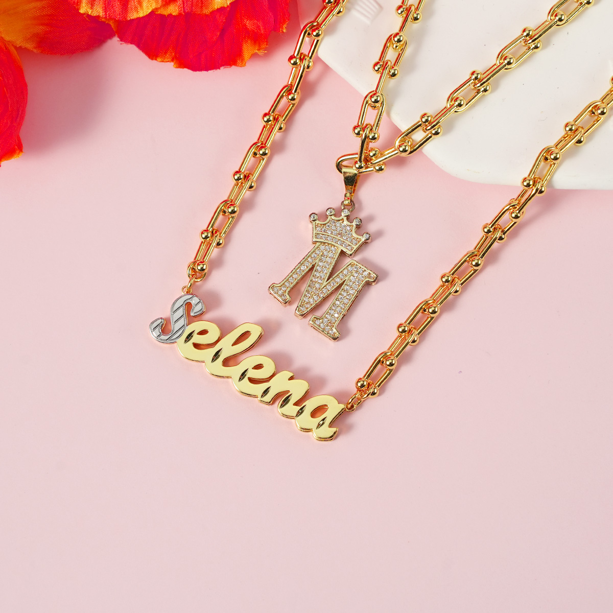 U-Shaped Lock Chain Personalized Name Necklace And Initial Necklace Set