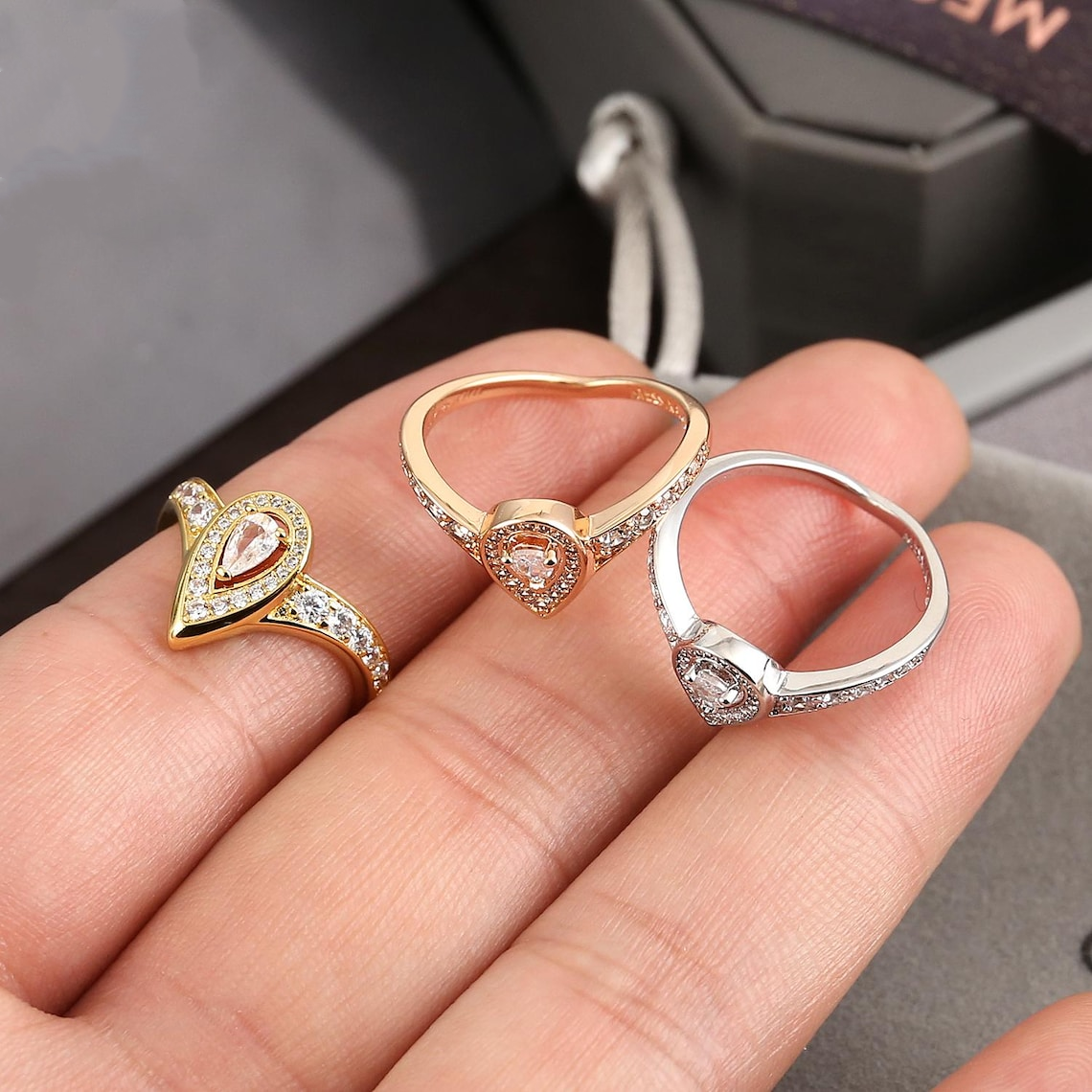 Shiny Pear Cut Zirconia Ring Gold Plated