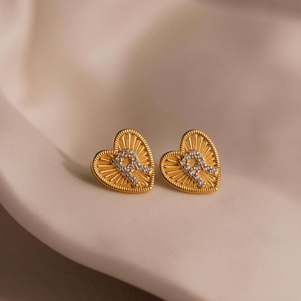 Personalized Heart Stud Earrings with Zirconia Initial