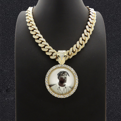 Iced Out Circle Pendant Necklace With Picture Inside