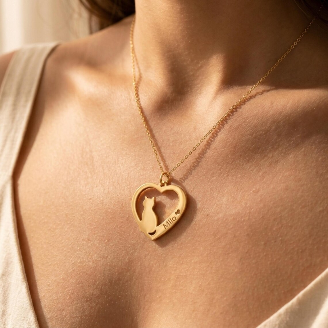 Personalized Heart Pendant with Cat Engraved Name Necklace