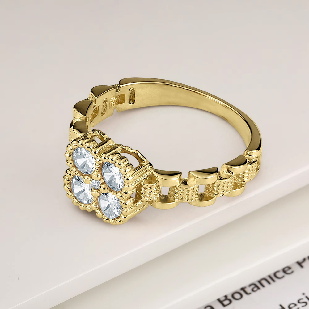 Clove Flower Ring with Beautiful Pink White Zircon