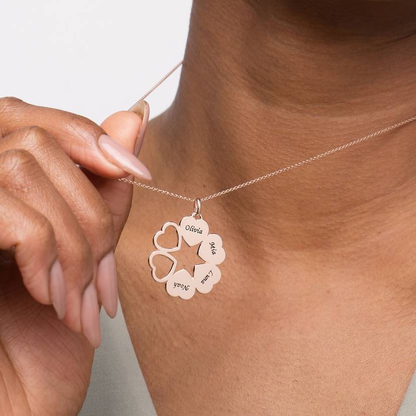 Personalized 1-6 Leaf Clover Name Necklace