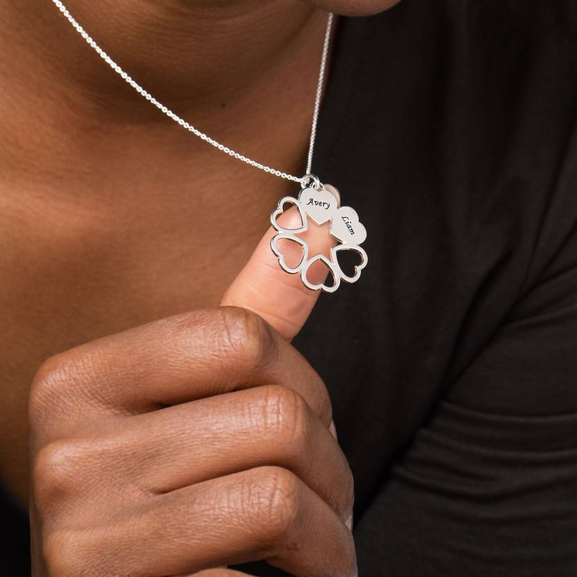 Personalized 1-6 Leaf Clover Name Necklace