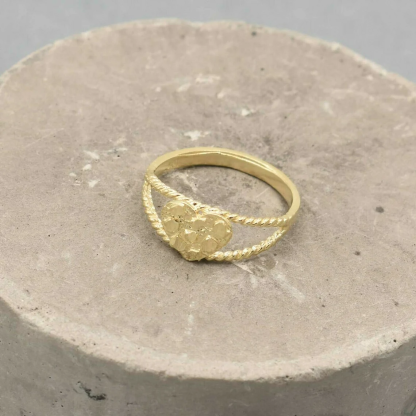 Nugget Style Gold Plated Twist Heart Ring Vintage Ring