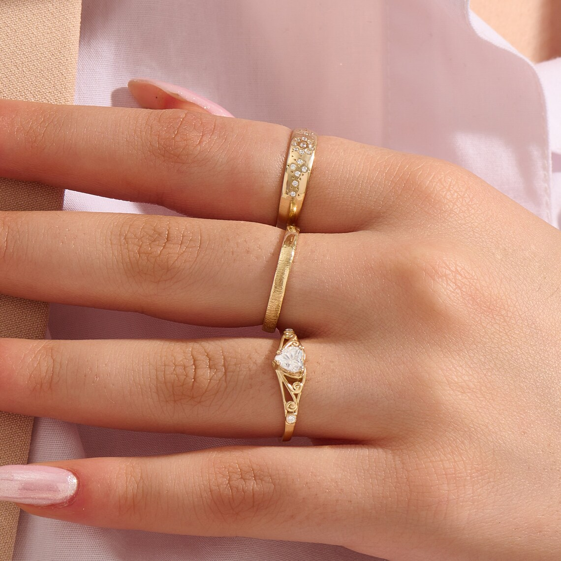 Love Heart Crystal Filigree Engraved Ring Promist Engagement Ring