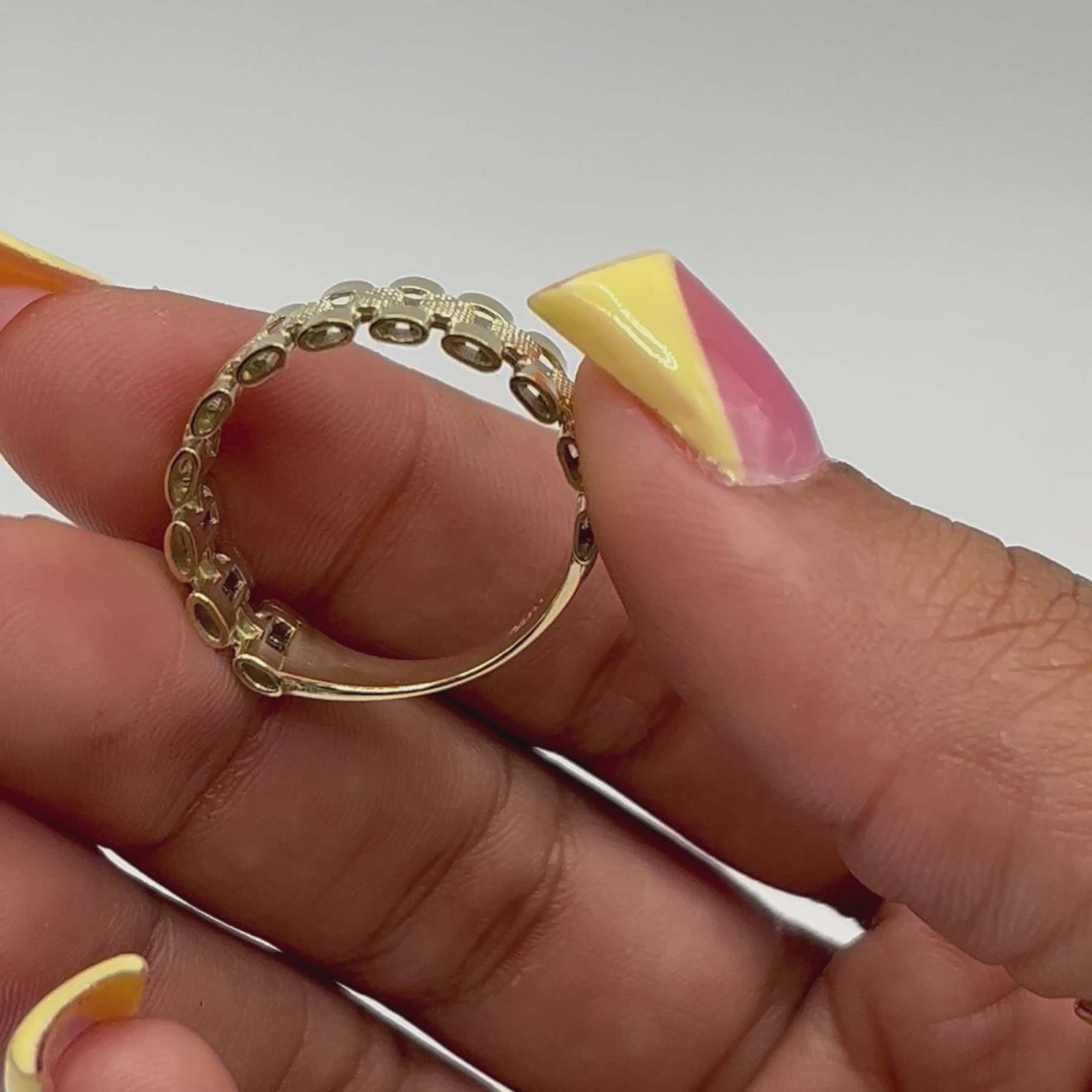 Gold Rx Style Band Ring (9mm)