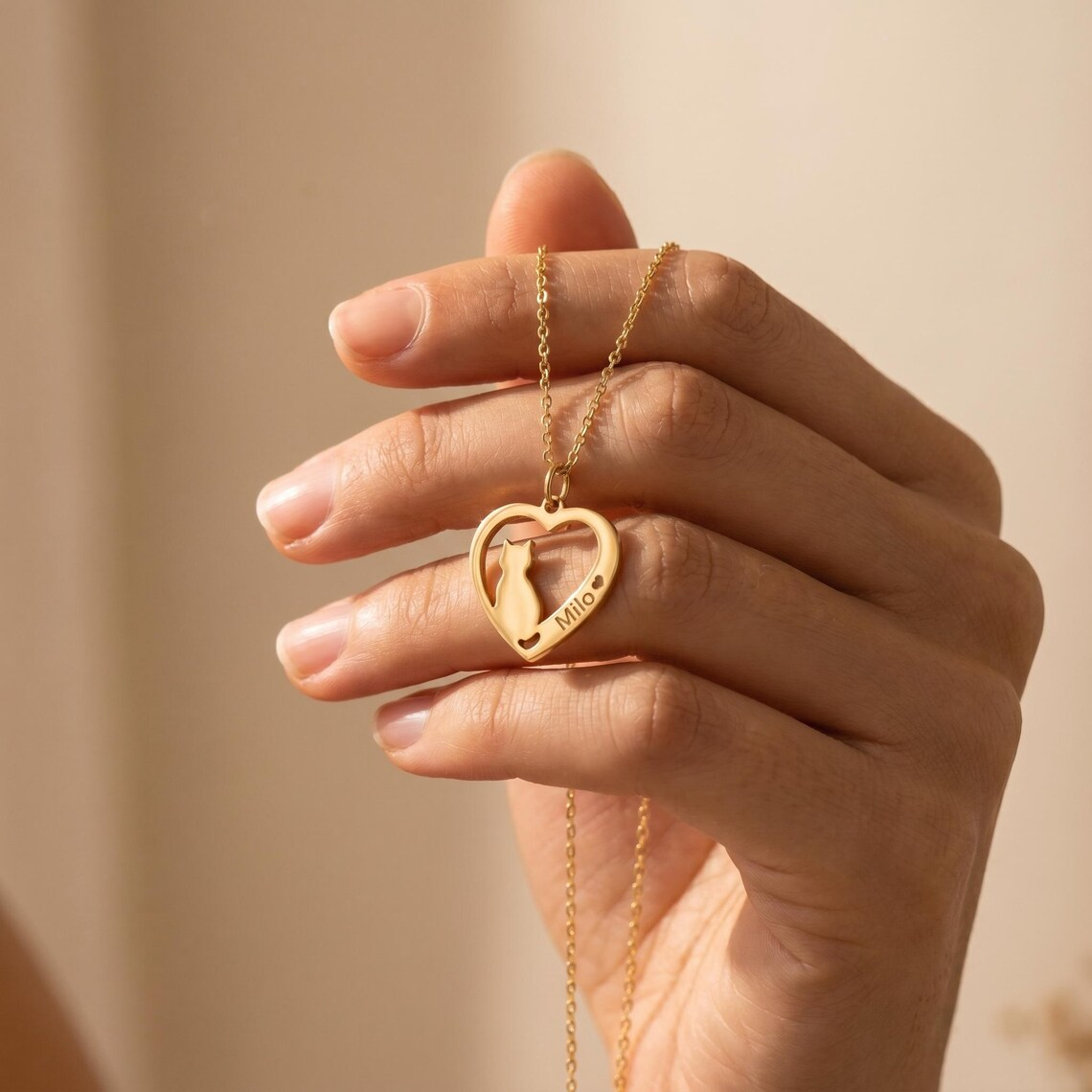 Personalized Heart Pendant with Cat Engraved Name Necklace