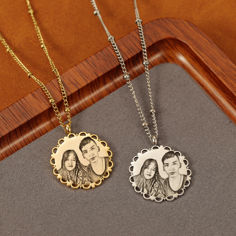 Round Portrait Pendant Bead Chain Stainless Steel Custom Picture Necklace