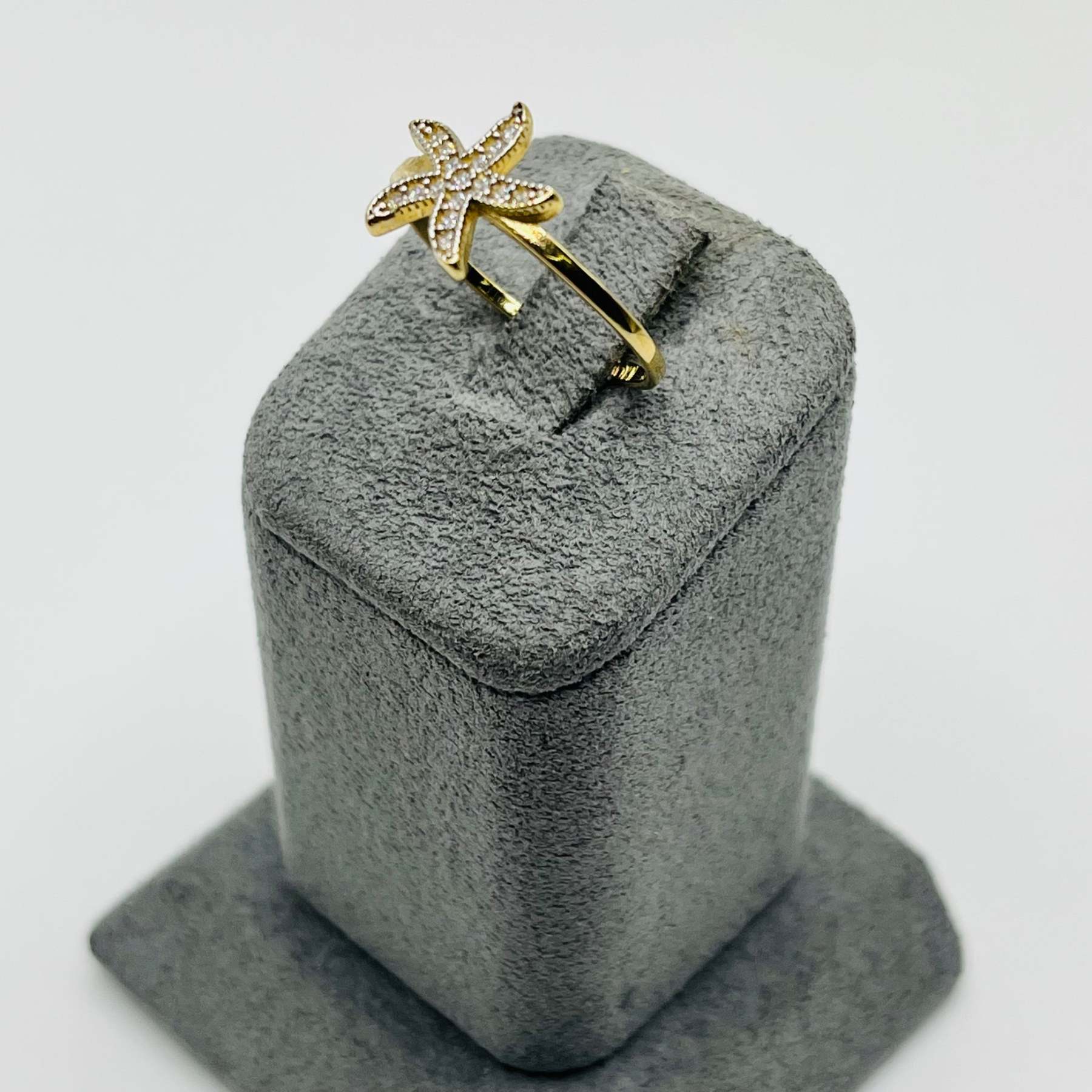 Gold CZ Starfish Ring
