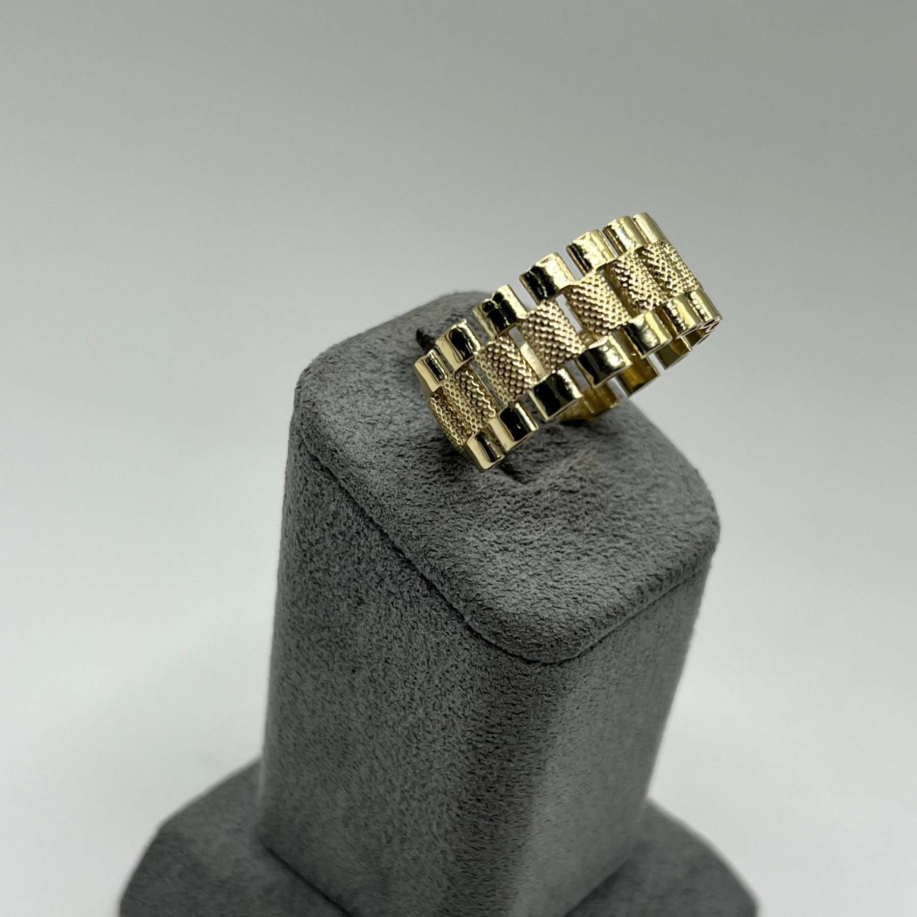 Gold Rx Style Band Ring (9mm)