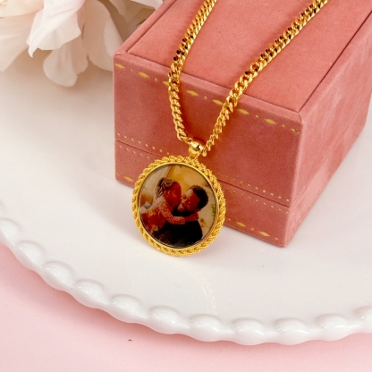 Personalized Gold Plated Round Rope Link Picture Pendant Necklace