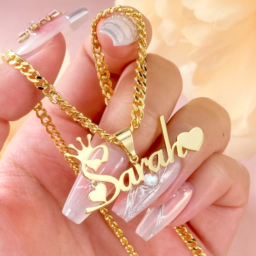 Crown Heart Personalized Name Necklace and Mini Twist Hoop Earrings Set