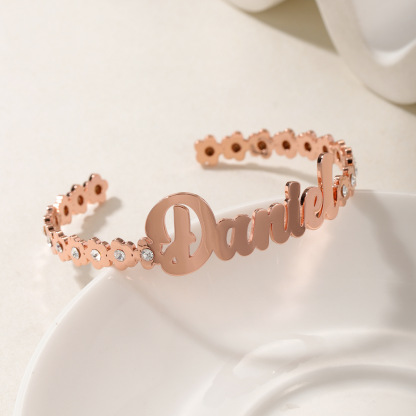 Personalized Flower Zircon Nameplate Bangle Bracelet Gifts For Kids