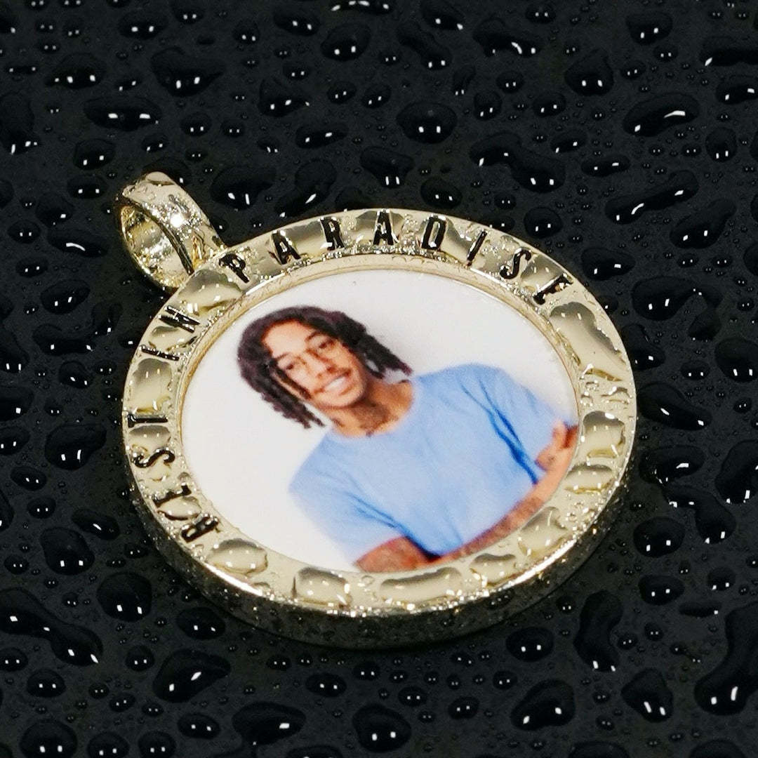 Round Picture Pendant Engraving Personalized Photo Necklace