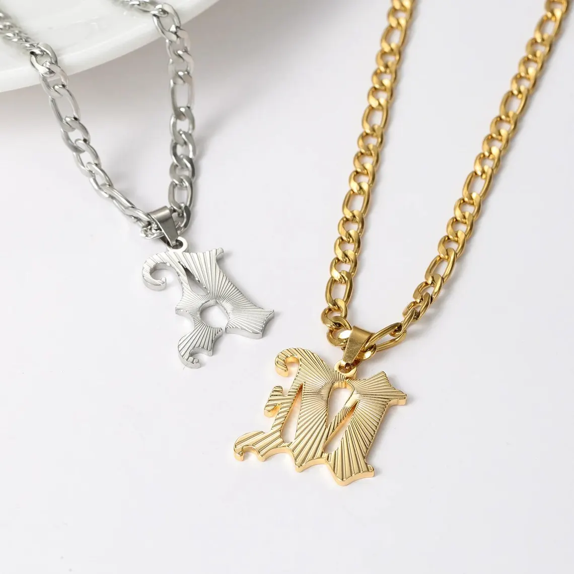 [Copy]Personalized Gold Plated Heart Birthstone Nameplate Necklace