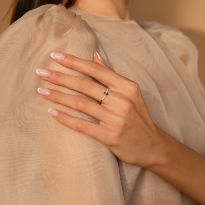 Custom Personalized Minimalist Zirconia Oval Birthstone Ring Gemstone Ring